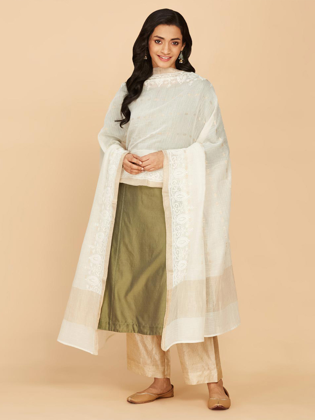 

Fabindia Chikankari Embroidered Cotton Silk Dupatta, White