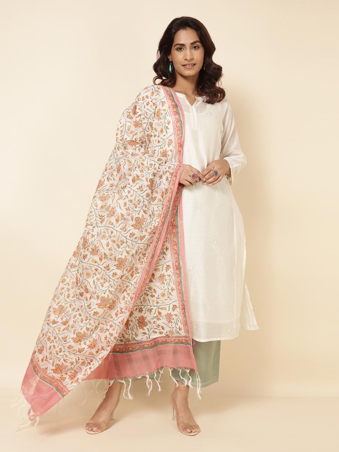 

Fabindia Floral Printed Kalamkari Cotton Dupatta, Off white