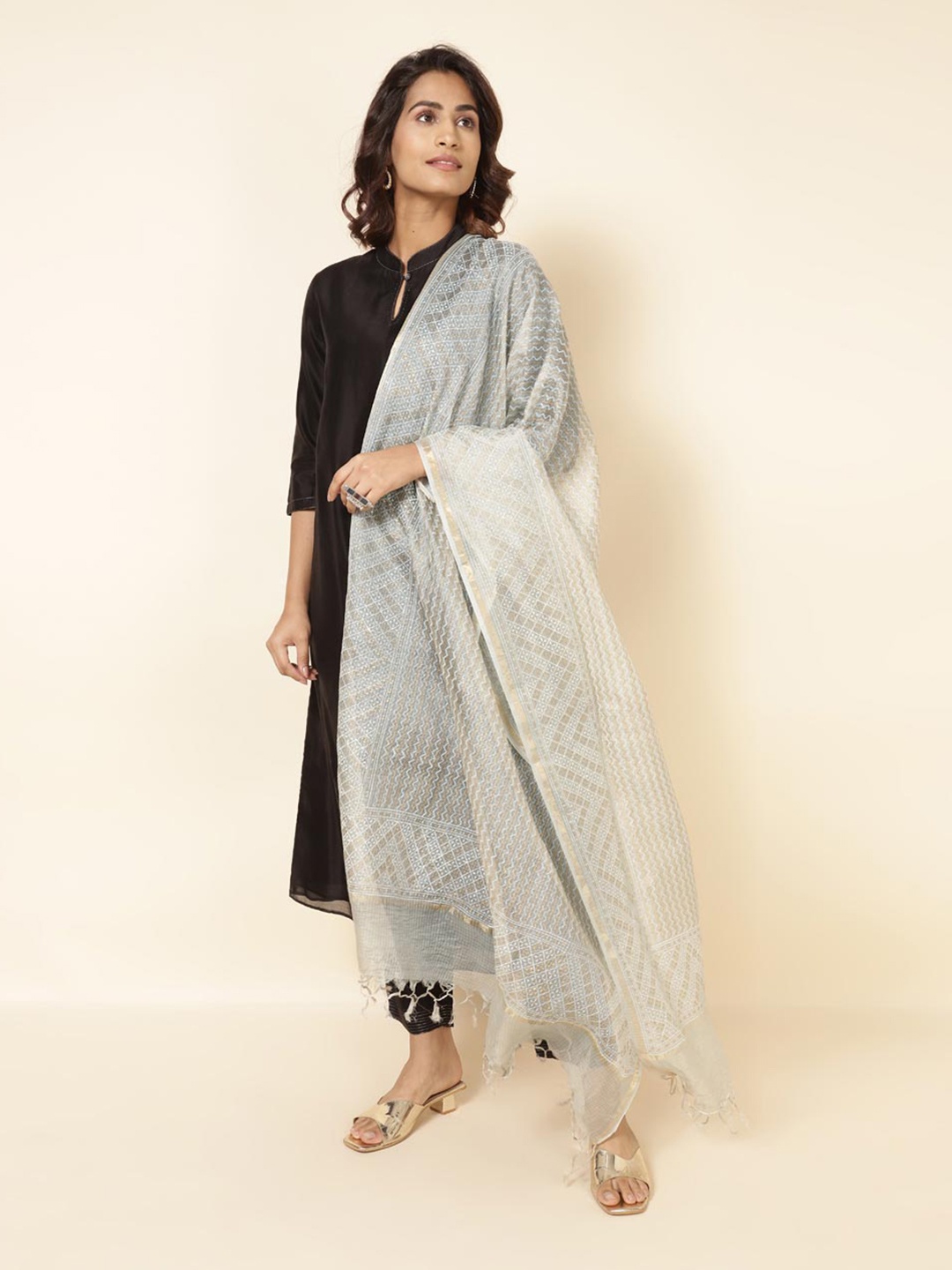 

Fabindia Ethnic Motifs Printed Tasselled Zari Detail Silk Dupatta, Grey