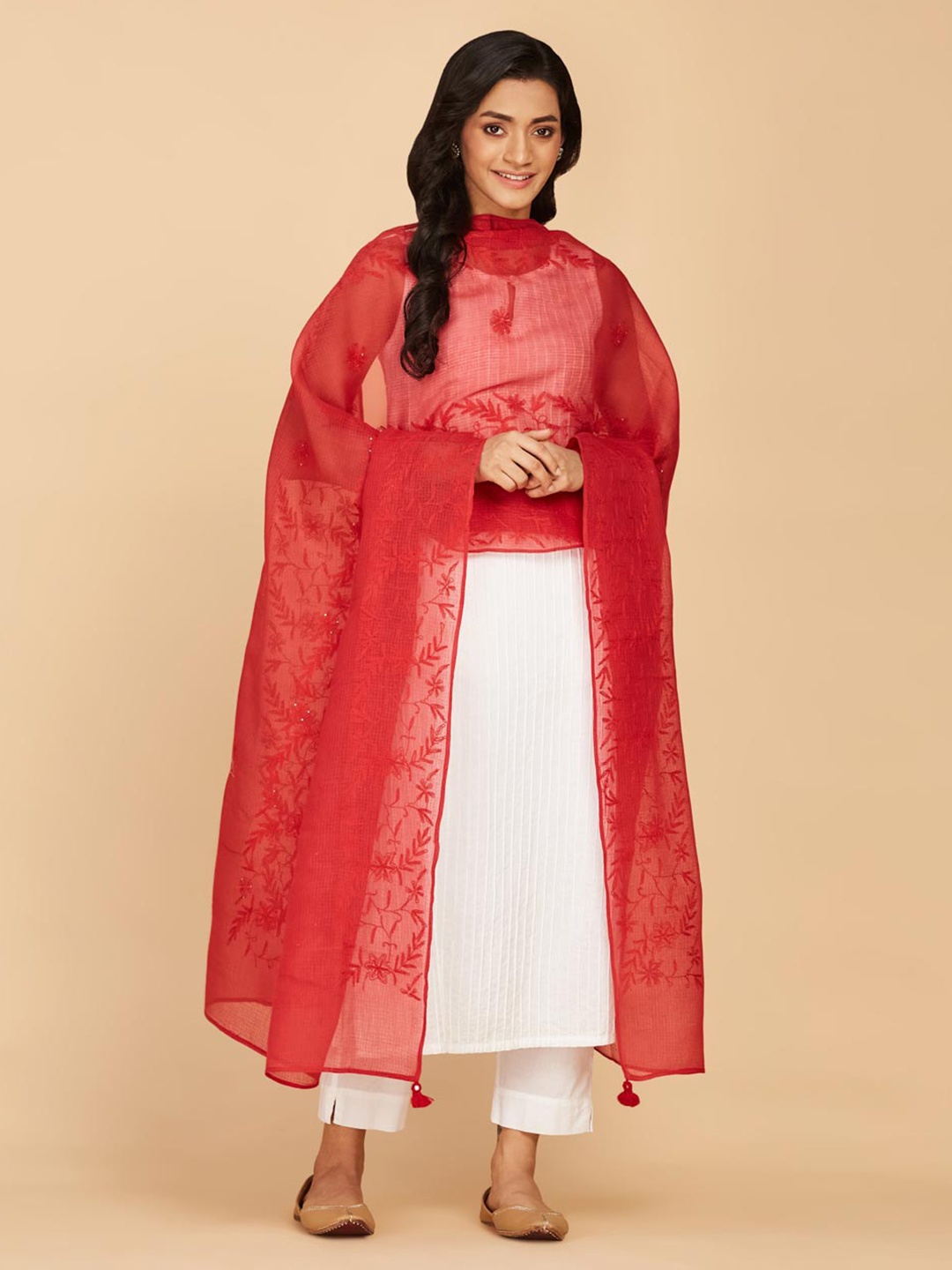 

Fabindia Chikankari Embroidered Cotton Silk Dupatta, Red