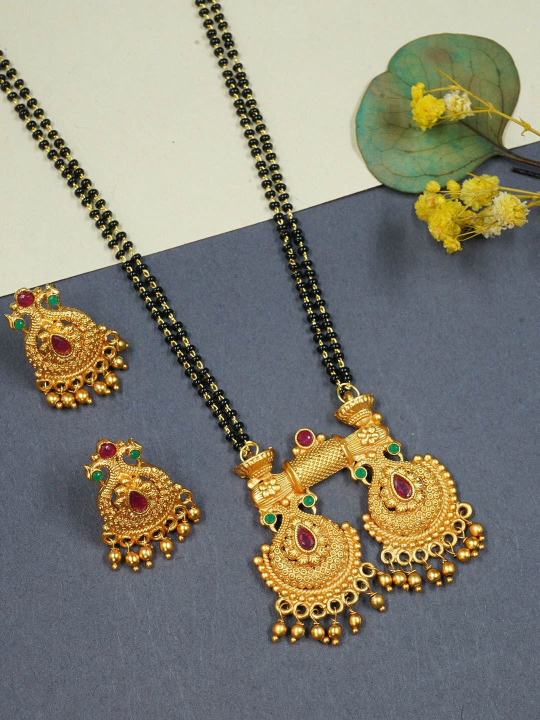 

GRIIHAM Gold-Plated Stone-Studded & Beaded Mangalsutra With Earrings