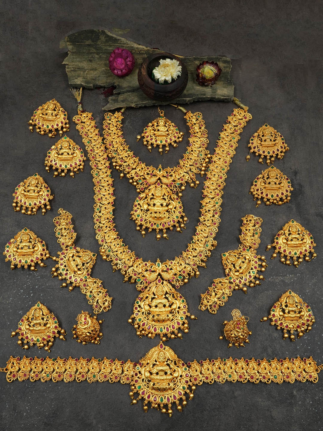 

GRIIHAM Gold-Plated Stone Studded Bridal Jewellery Set