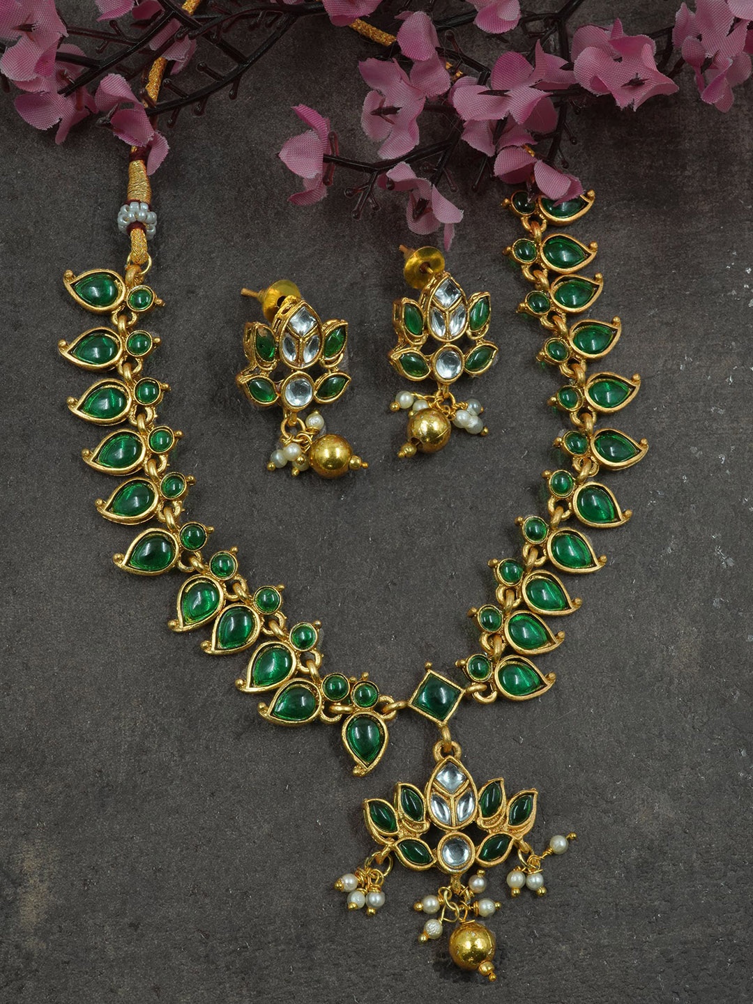 

GRIIHAM Gold-Plated Stone Studded Jewellery Set