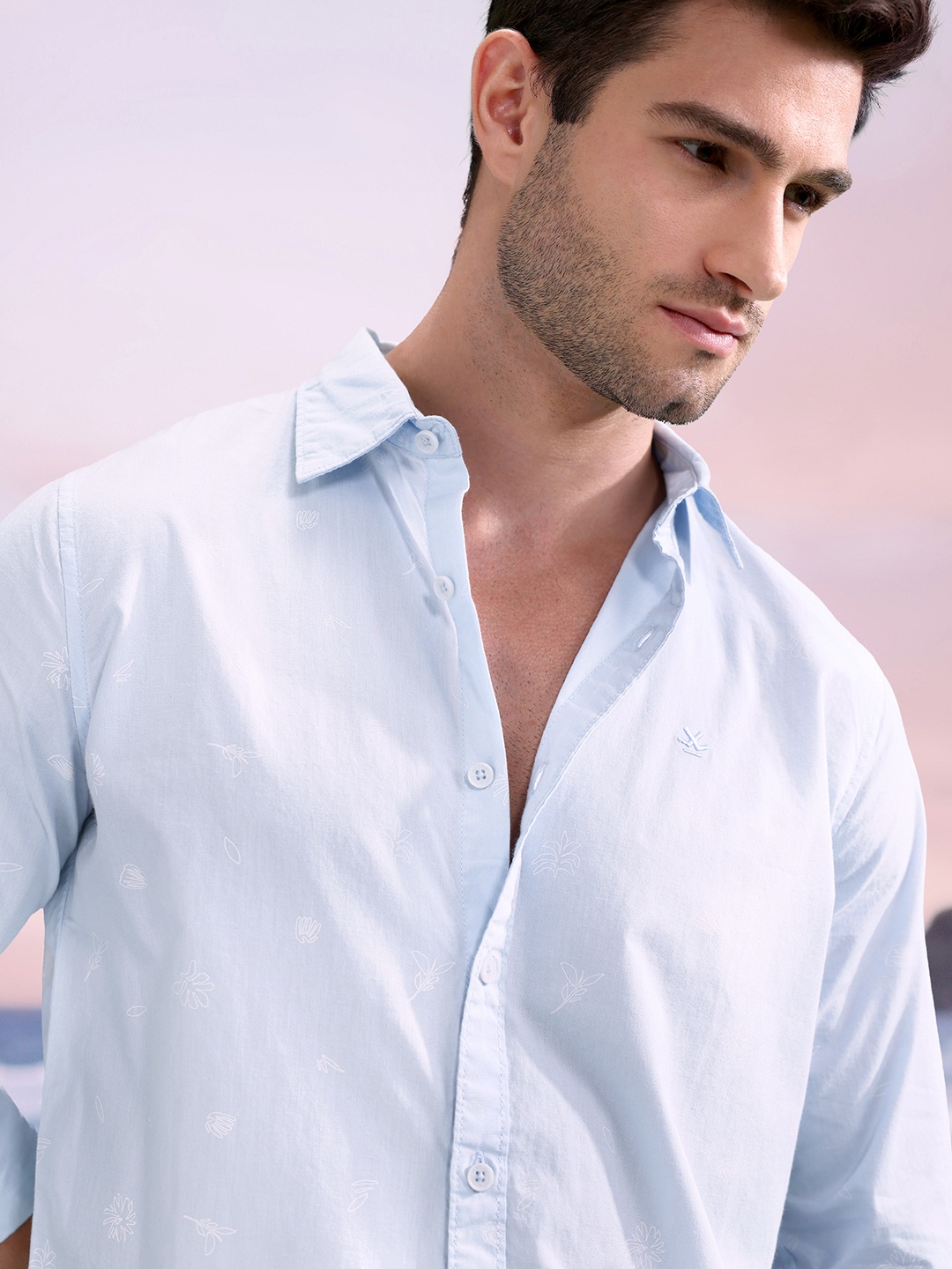 

WROGN Pure Cotton Tropical Printed Slim Fit Casual Shirt, Blue