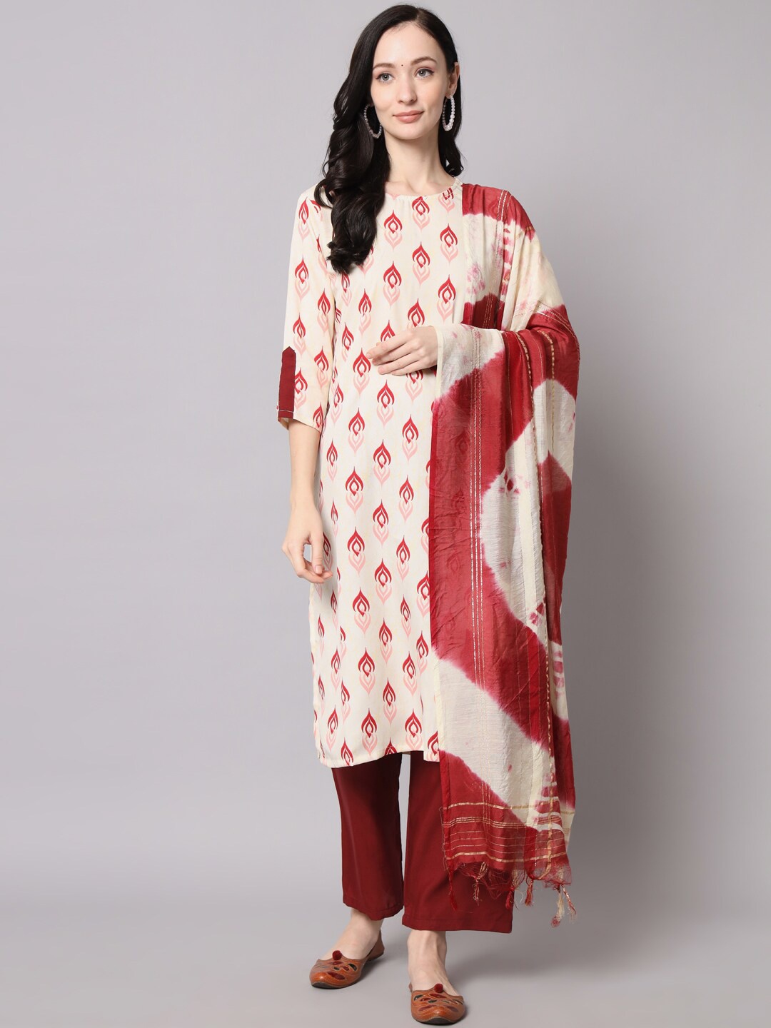 

KALINI Women Maroon Ethnic Motifs Printed Regular Kurta with Trousers & With Dupatta