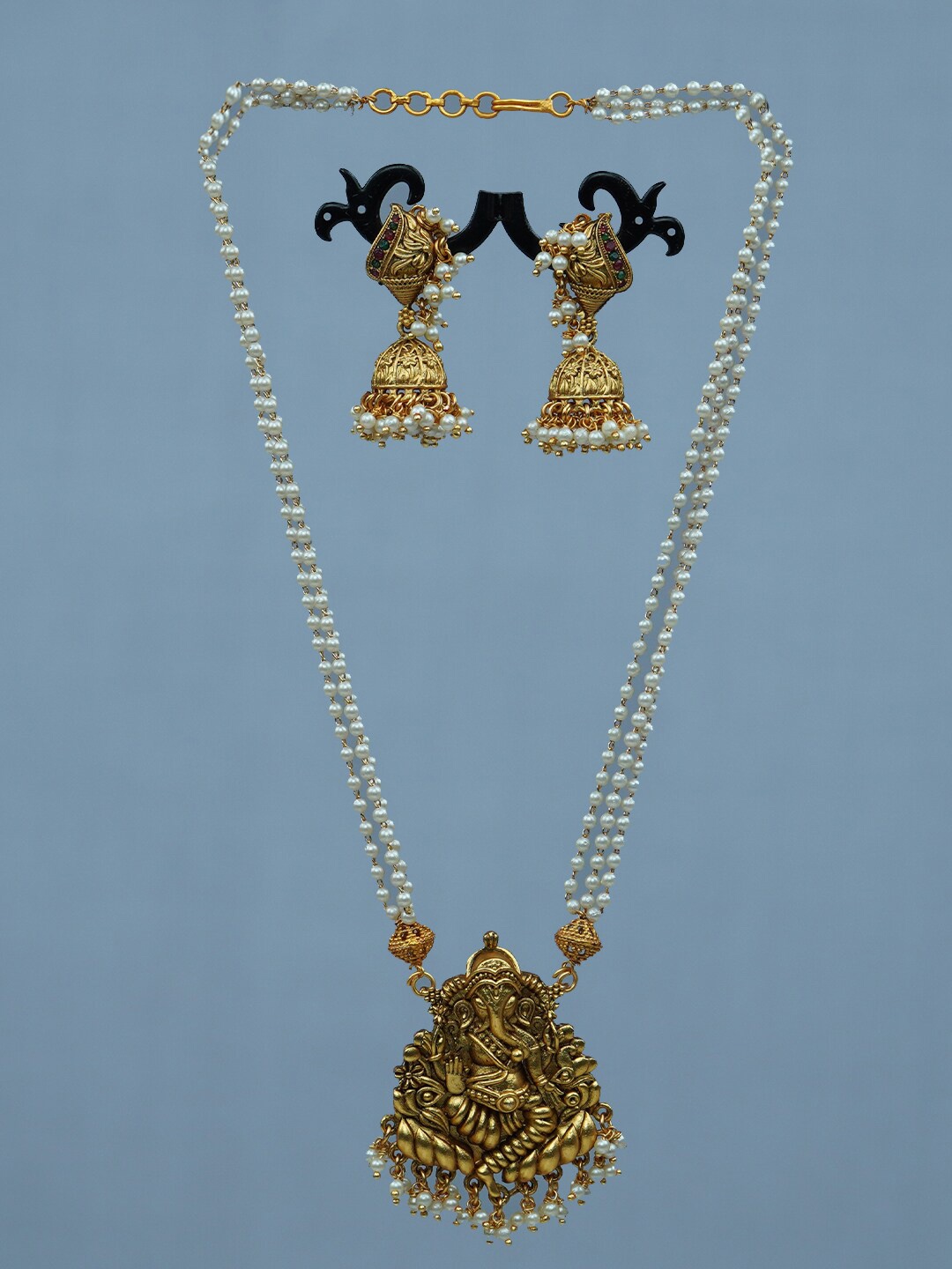 

Diksha collection Gold-Plated Matte Finish Temple Jewellery Set