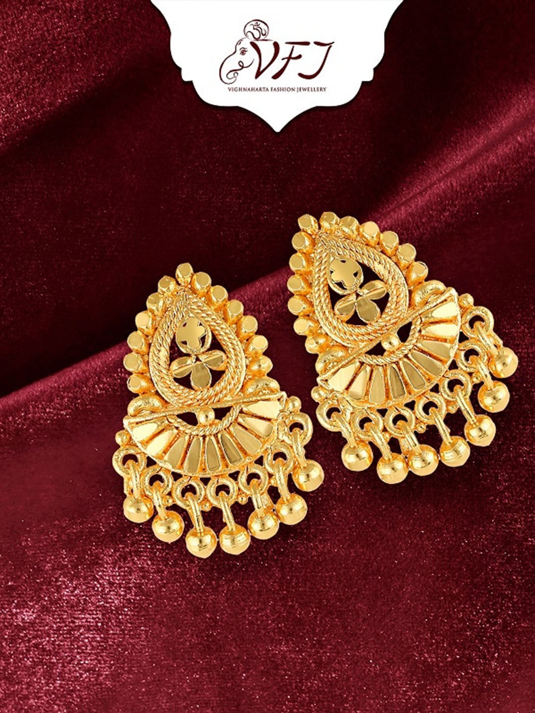 

Vighnaharta Gold-Plated Floral Studs Earrings
