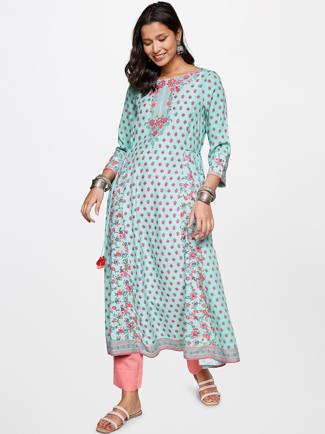 

Global Desi Floral Printed Panelled Anarkali Kurta, Blue