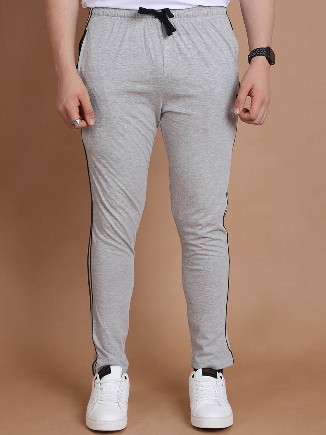 

berry blues Men Side Striped Pure Cotton Track Pants, Grey
