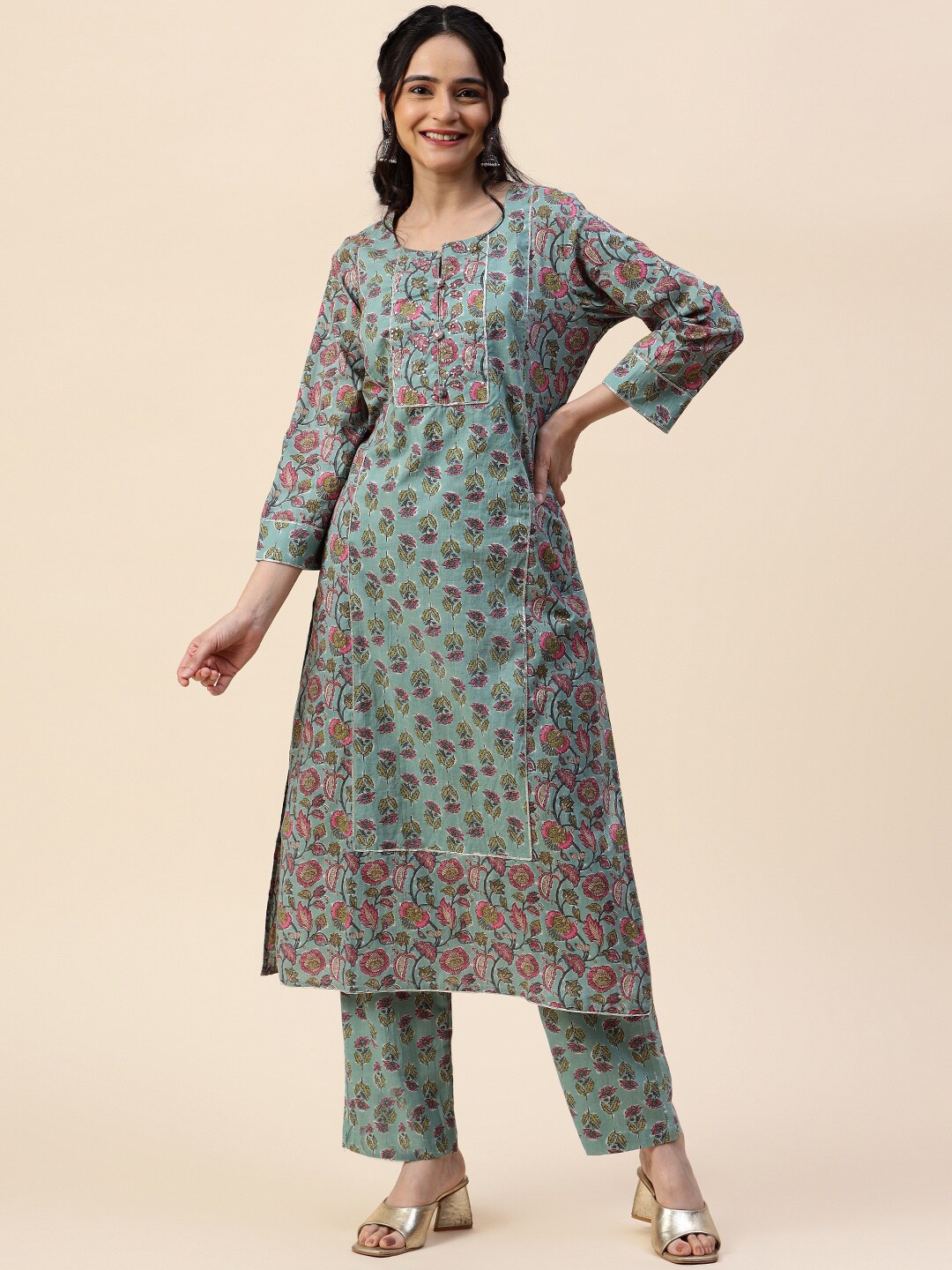 

Meena Bazaar Floral Printed Regular Kurta With Trousers, Sea green