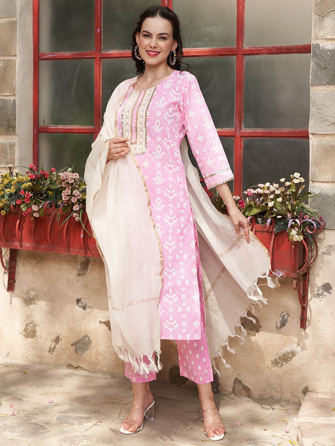

Sangria Pink Ethnic Motifs Printed Sequinned Pure Cotton Kurta with Trousers & Dupatta