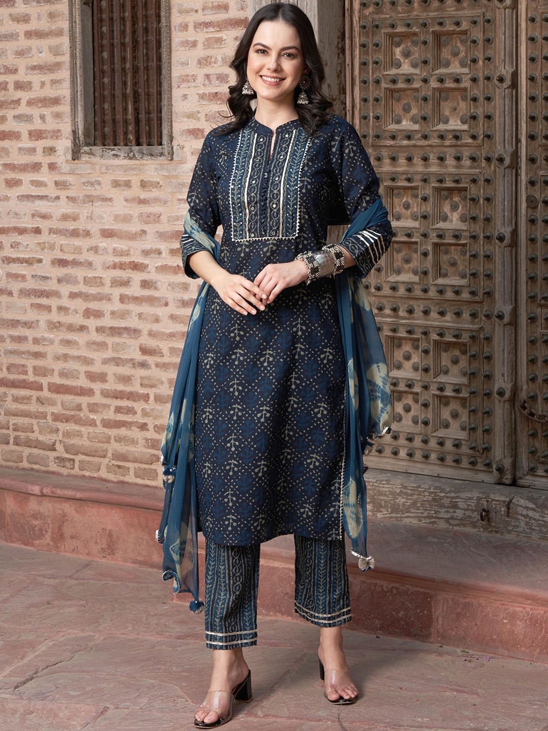 

Sangria Blue Ethnic Motifs Embroidered Gotta Patti Pure Cotton Kurta Set With Dupatta