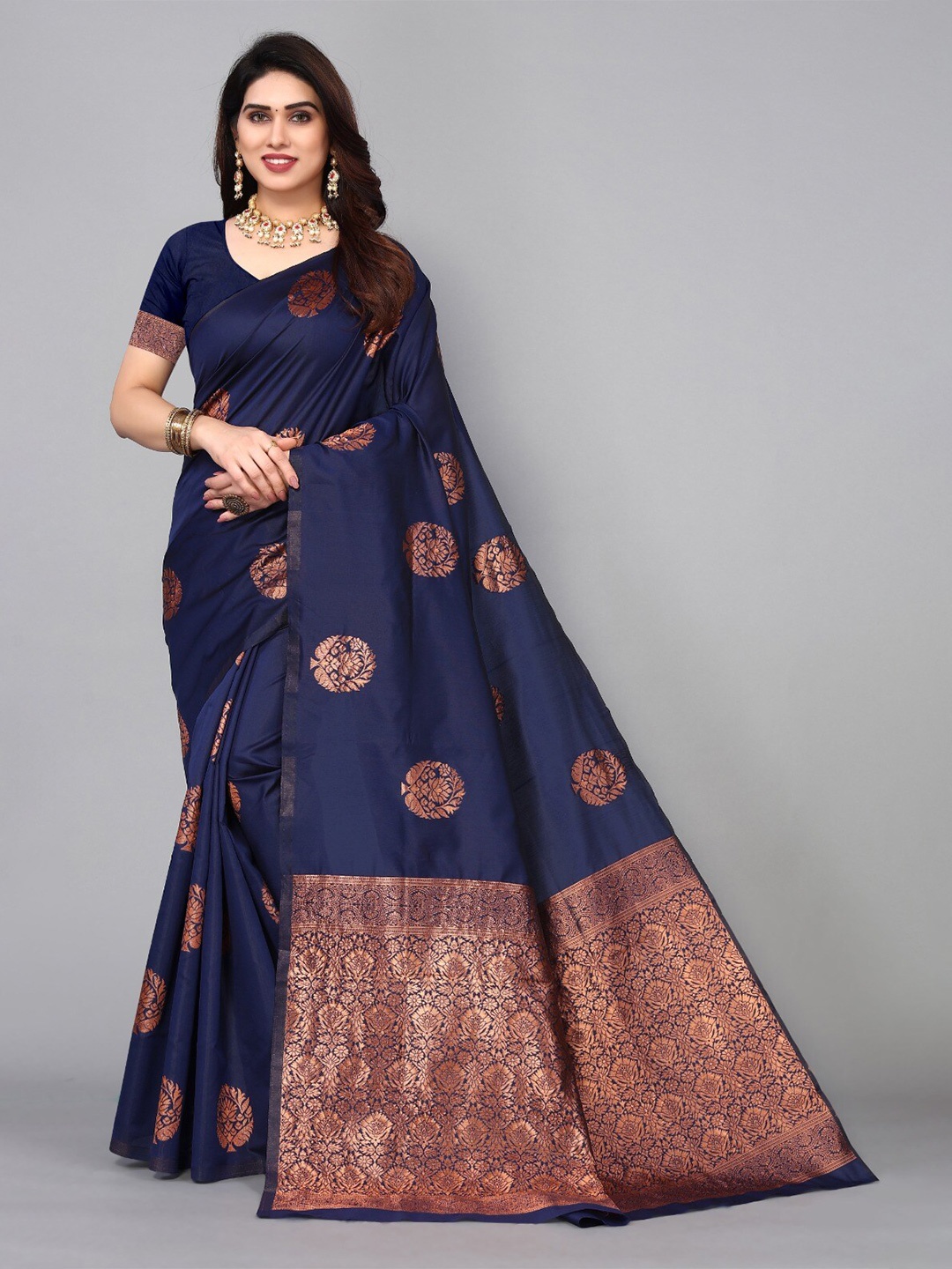 

DIVASTRI Ethnic Motifs Zari Silk Cotton Banarasi Saree, Navy blue