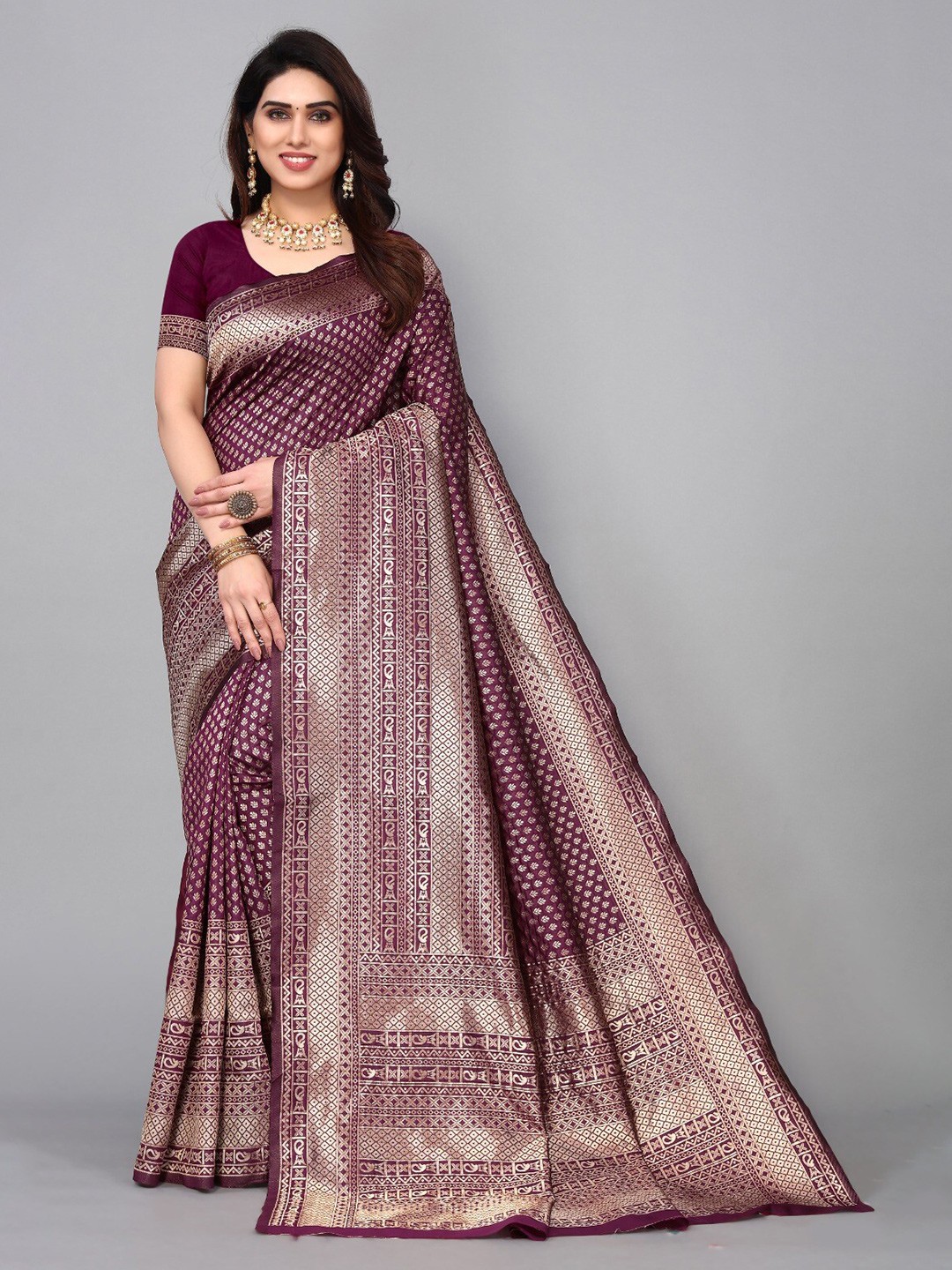 

DIVASTRI Ethnic Motif Woven Design Zari Silk Cotton Banarasi Saree, Magenta