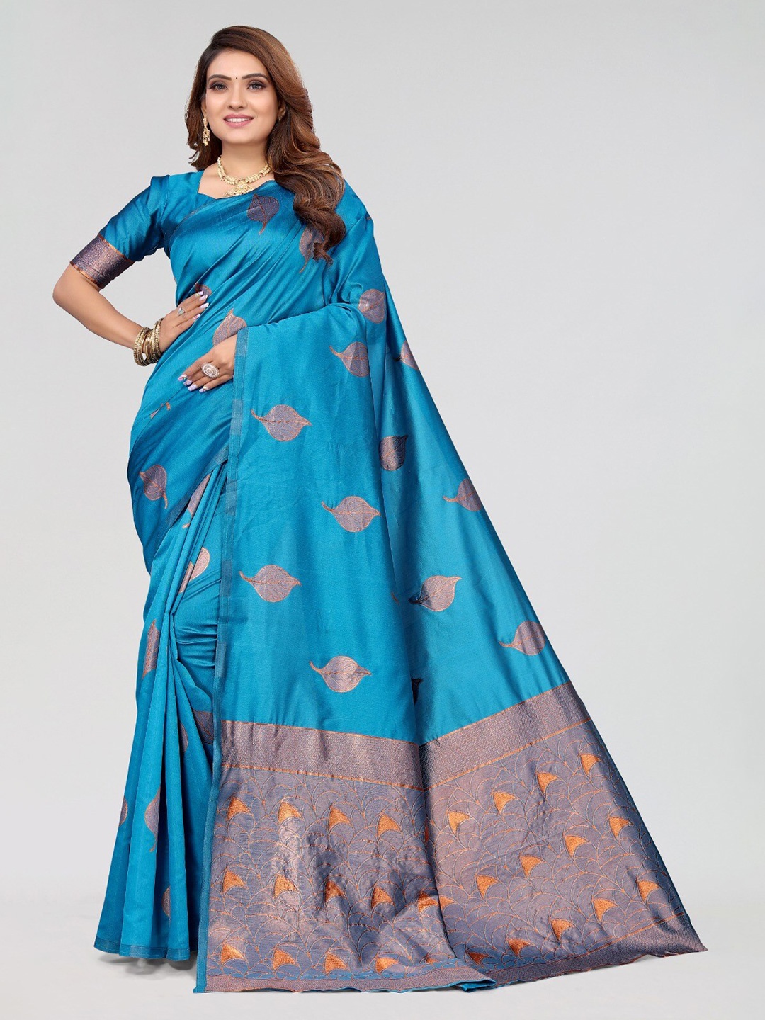 

DIVASTRI Floral Woven Design Zari Silk Cotton Banarasi Saree, Blue