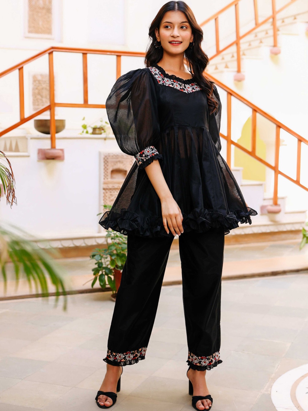 

Lirose Embroidered Puff Sleeves Tunic With Trousers Co-Ords, Black