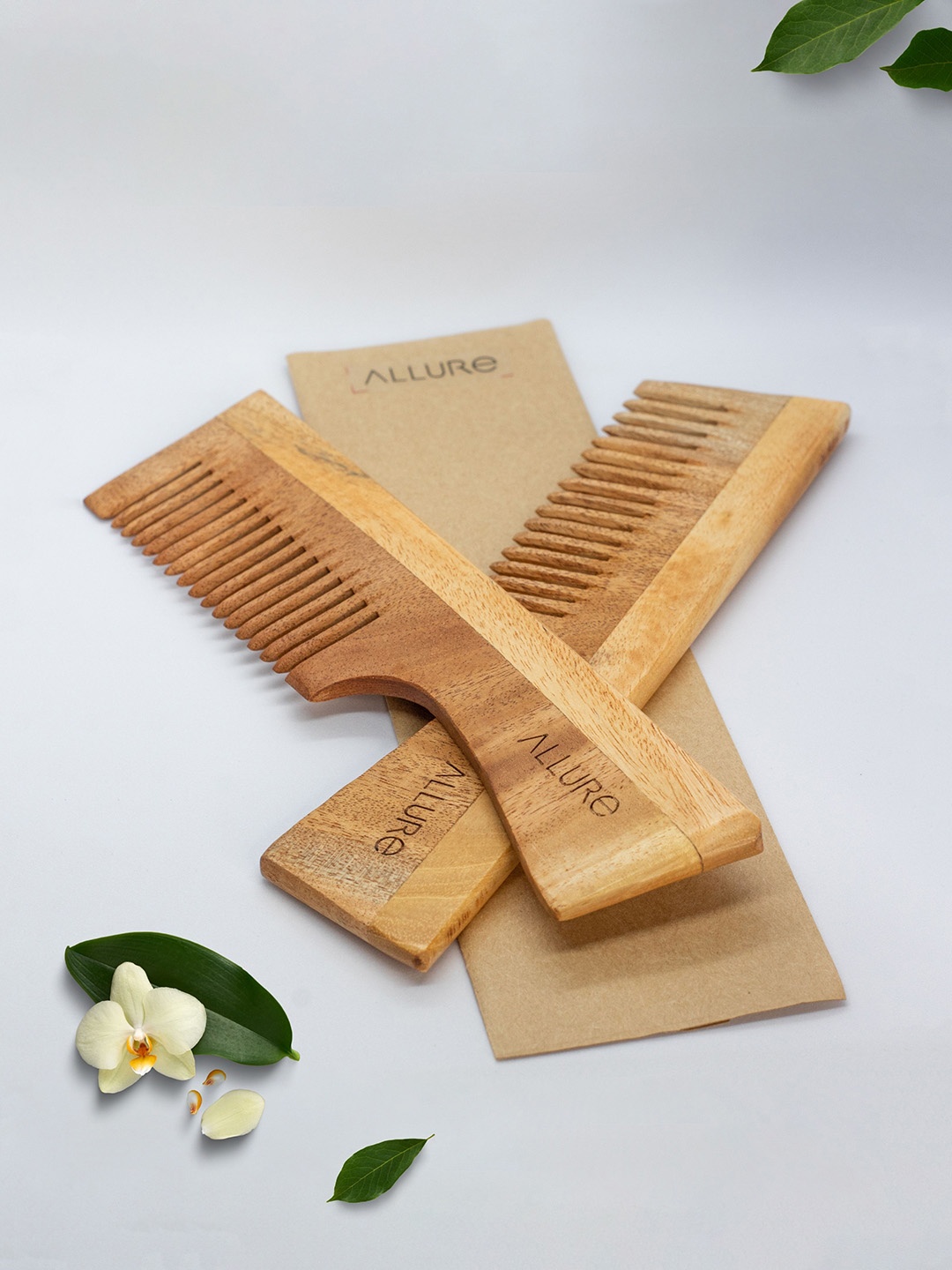 

ALLURE Set Of 2 Neem Wooden Combs, Beige