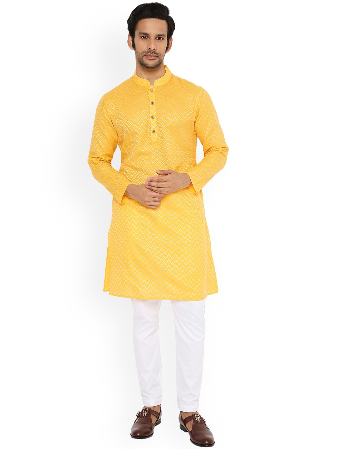 

Be Desi Men Chevron Mandarin Collar Cotton Straight Kurta, Yellow