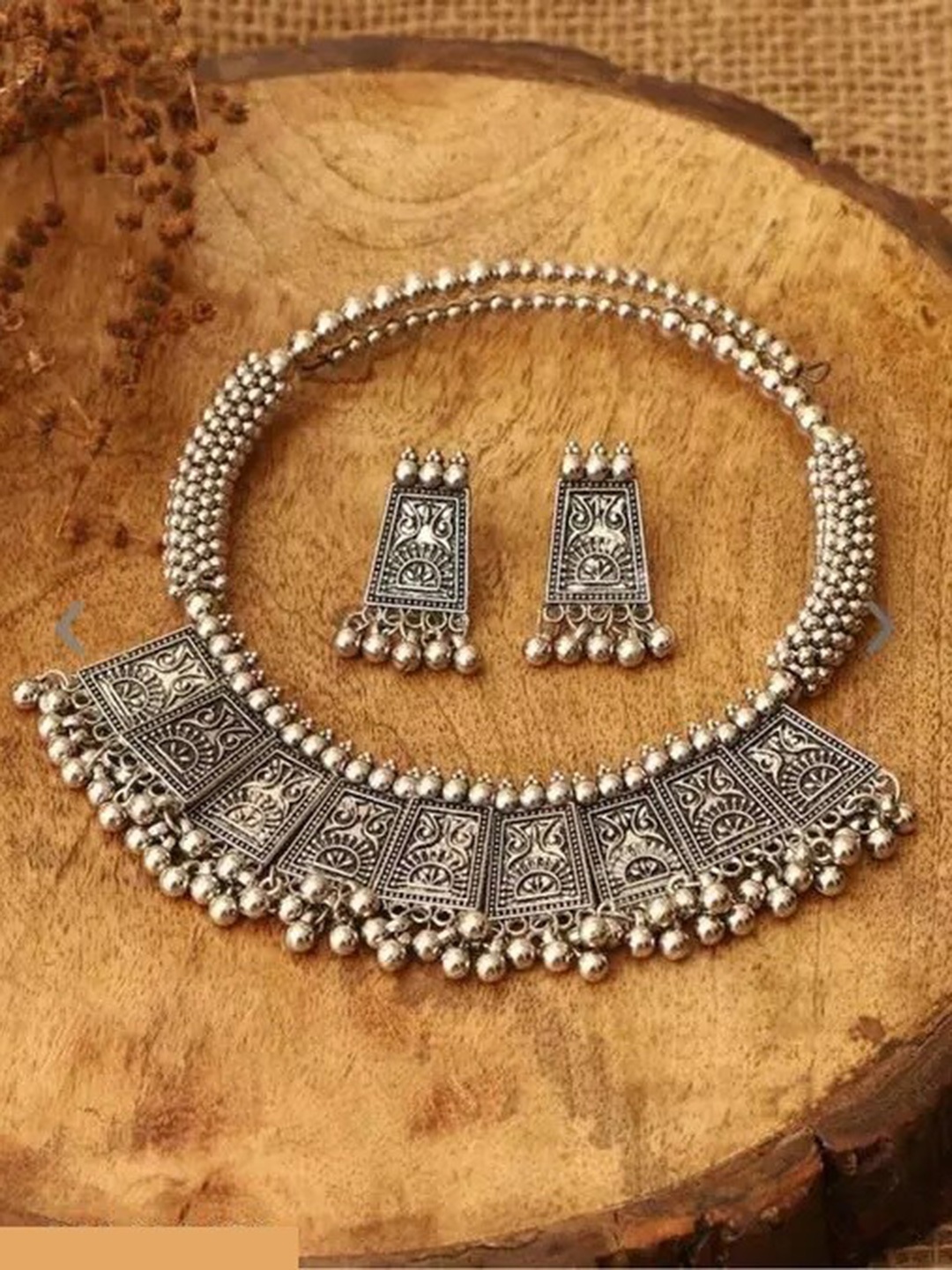 

Samridhi DC Silver-Plated Beaded Jewellery Set