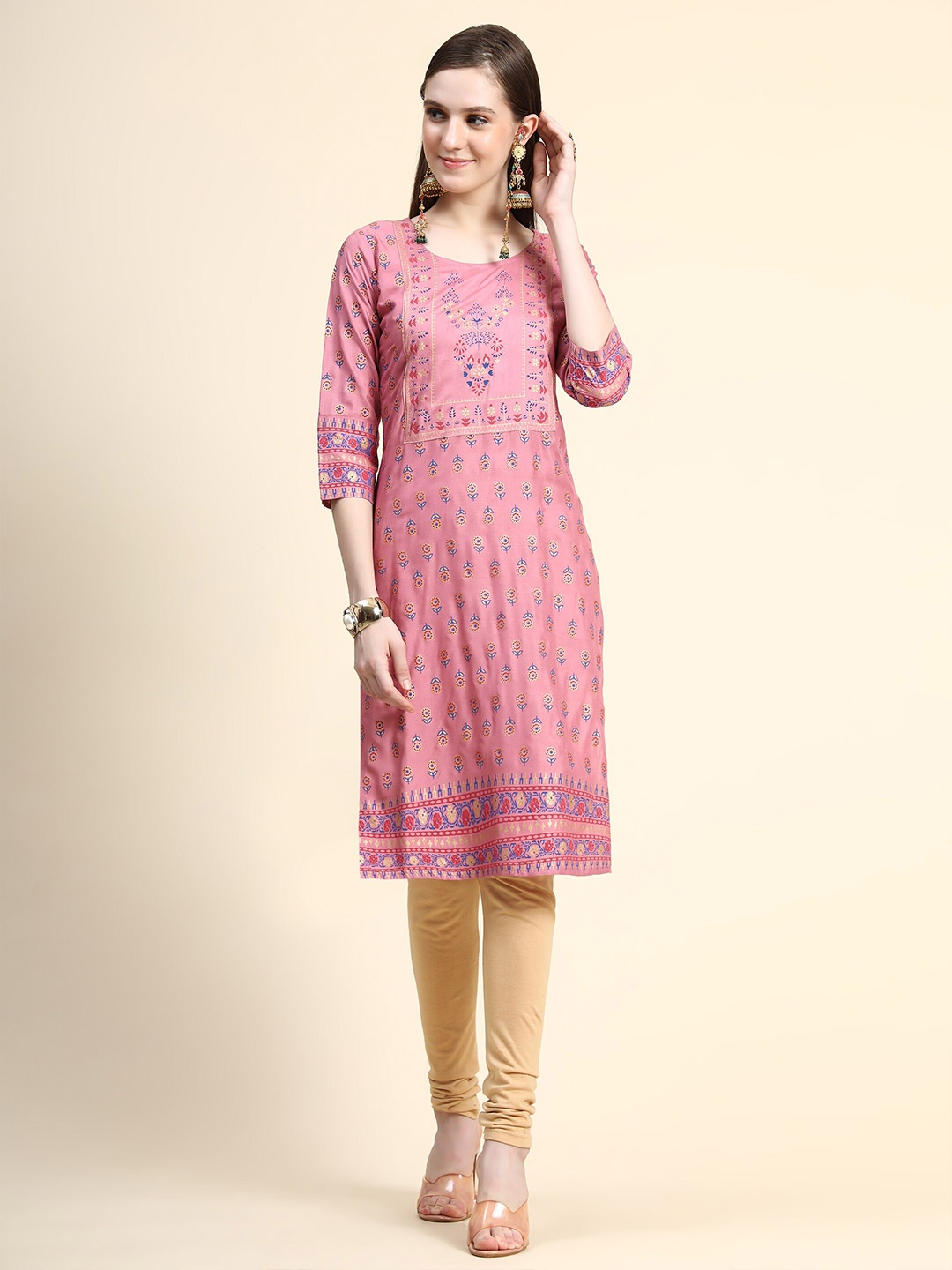 

DIVASTRI Floral Printed Straight Kurti, Pink