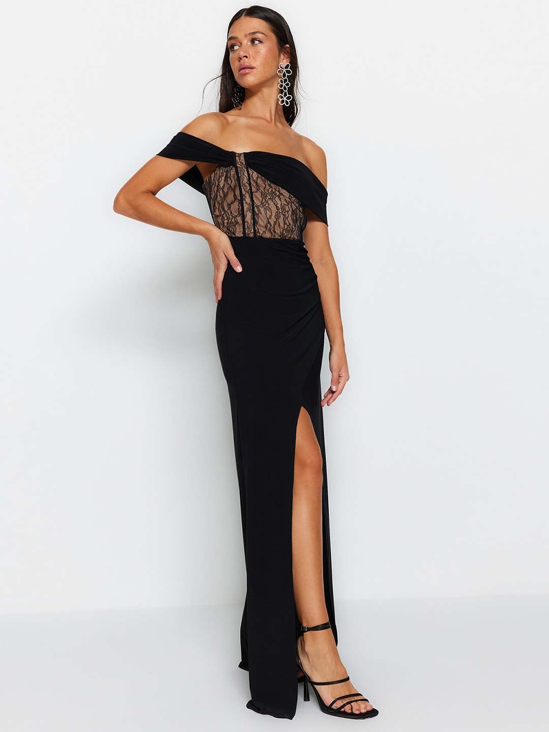 

Trendyol Off-Shoulder Maxi Dress, Black