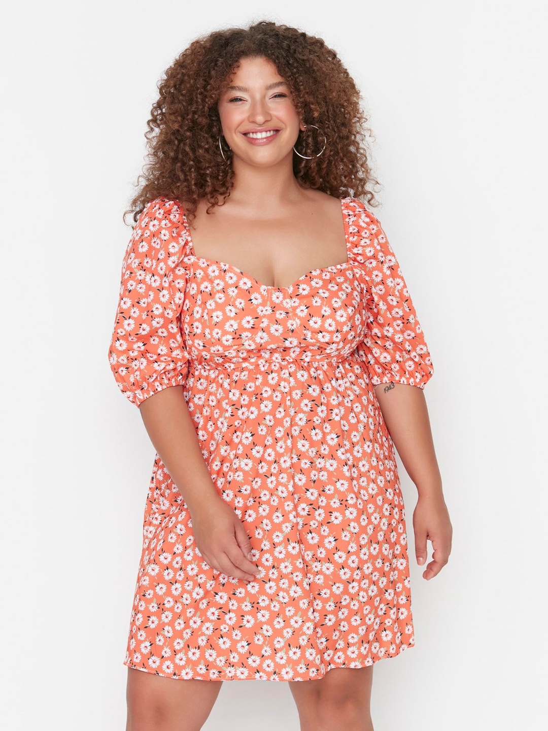 

Trendyol Plus size Floral Printed Puff Sleeves Empire Dress, Coral
