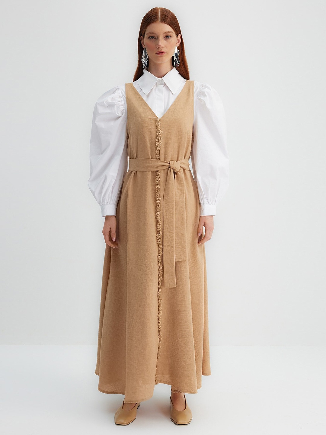 

Trendyol Beige V-Neck A-Line Maxi Dress