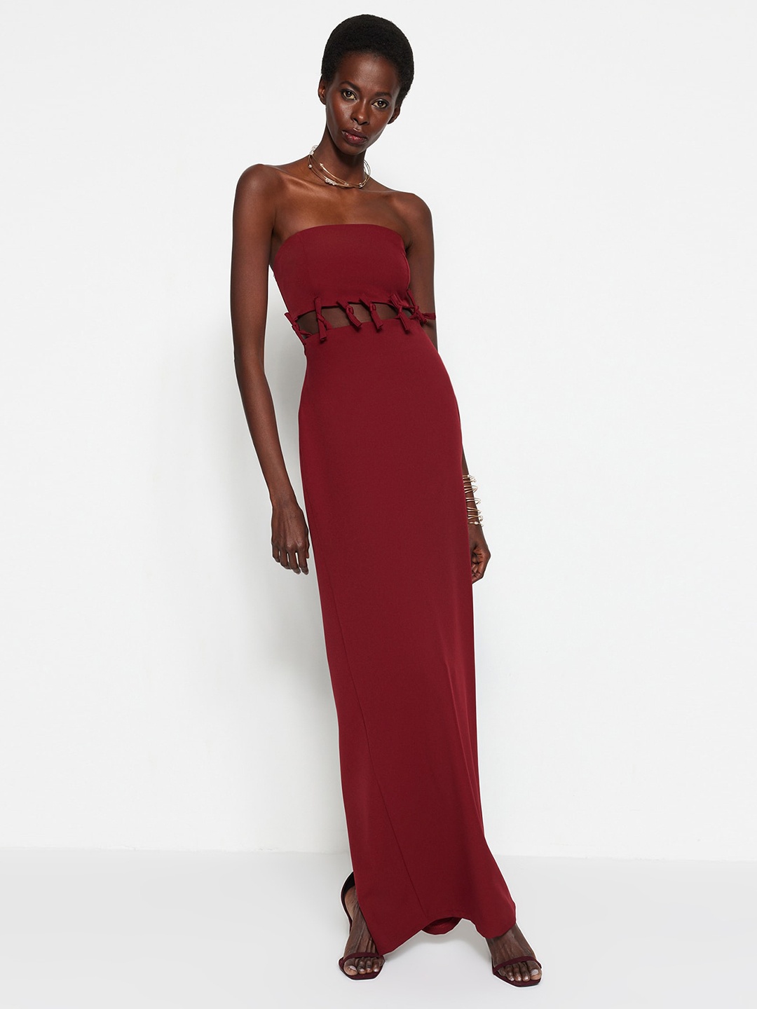 

Trendyol Strapless Cut-Out detail Maxi Dress, Maroon