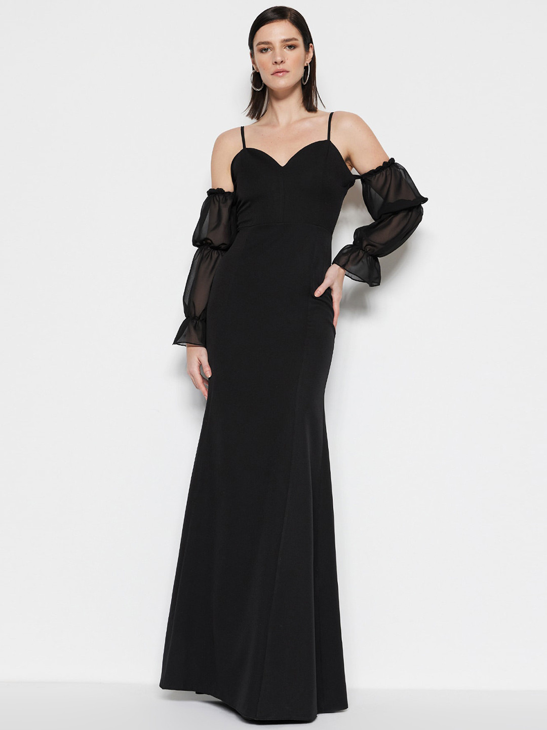 

Trendyol Cold-Shoulder Maxi Dress, Black