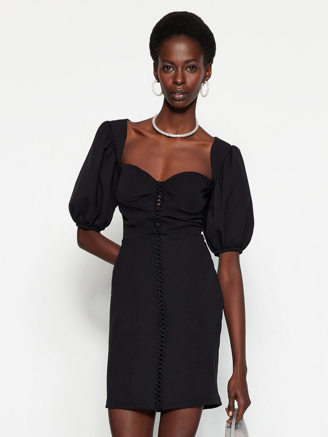 

Trendyol Sweetheart Neck Puff Sleeves Cut-Out Detail Sheath Mini Dress, Black