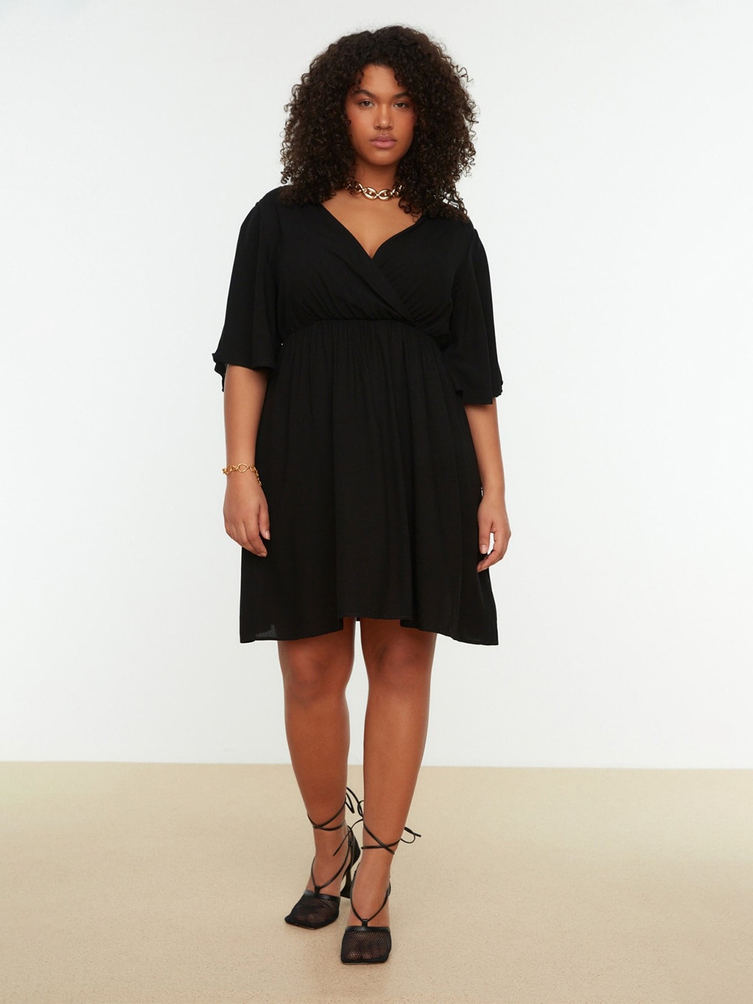 

Trendyol V-Neck Flared Sleeves Empire Dress, Black