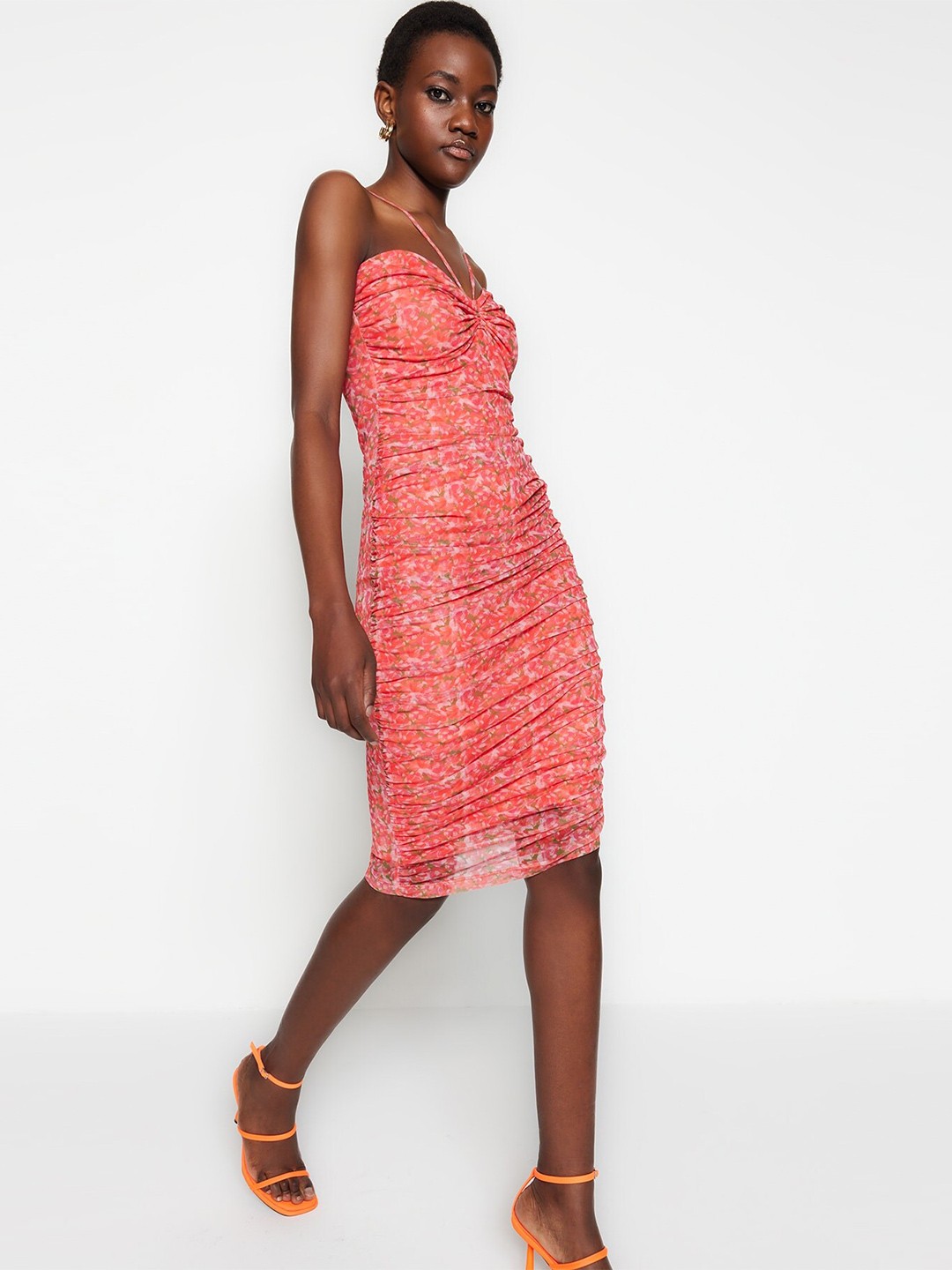 

Trendyol Halter Neck Printed Bodycon Dress, Pink