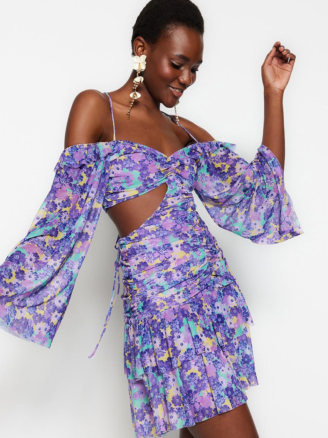 

Trendyol Floral Print Off-Shoulder Flared Sleeve A-Line Mini Dress, Na
