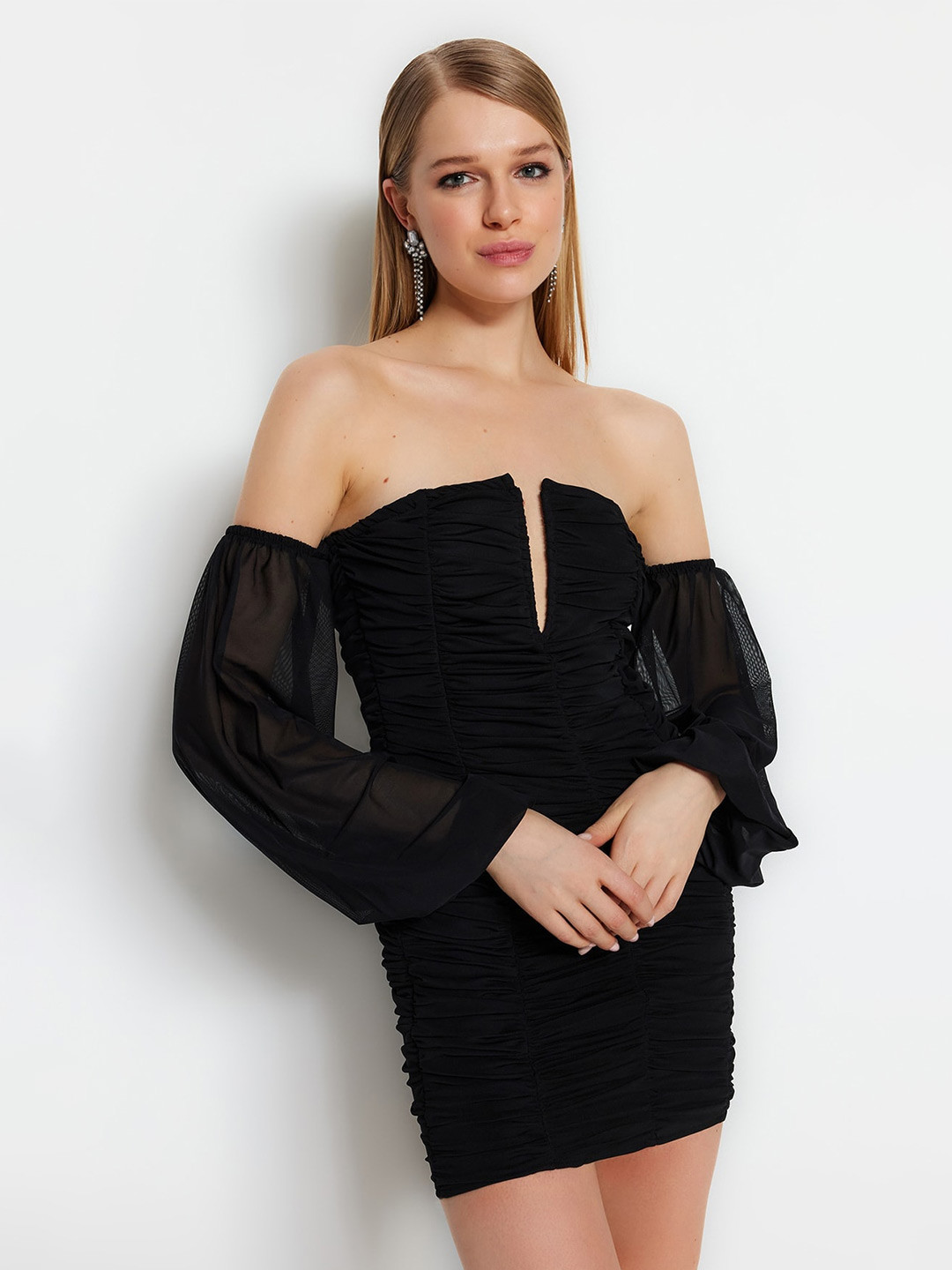 

Trendyol Off-Shoulder Puff Sleeve Bodycon Mini Dress, Black