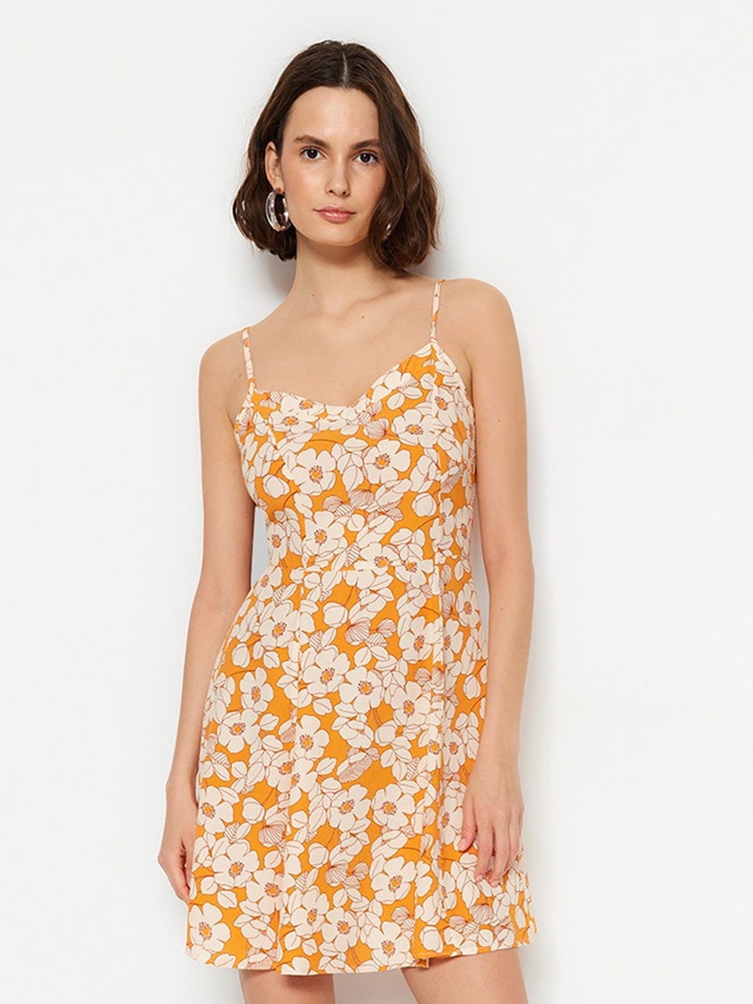 

Trendyol Floral Printed A-Line Dress, White