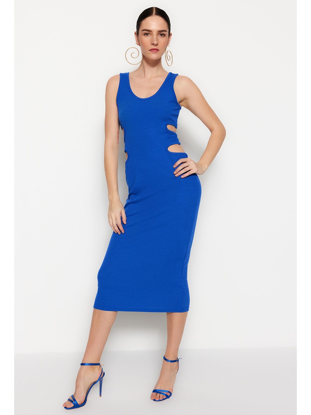 

Trendyol Round Neck Sleeveless Cut Out Sheath Midi Dress, Blue