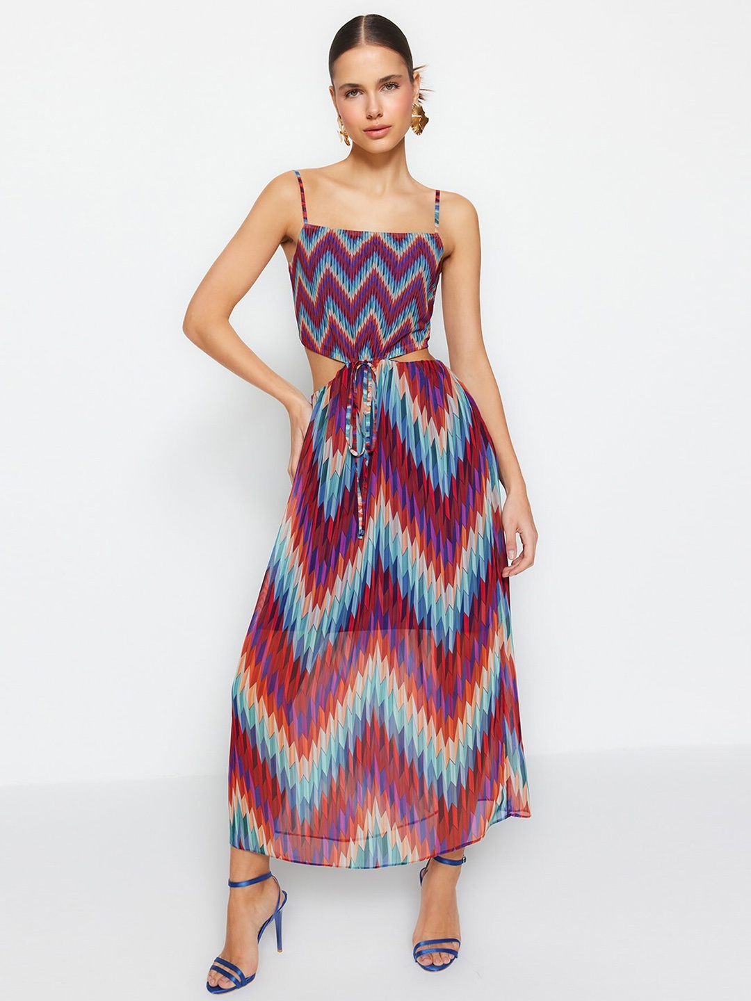 

Trendyol Geometric Printed Cut-Out Maxi Dress, Blue