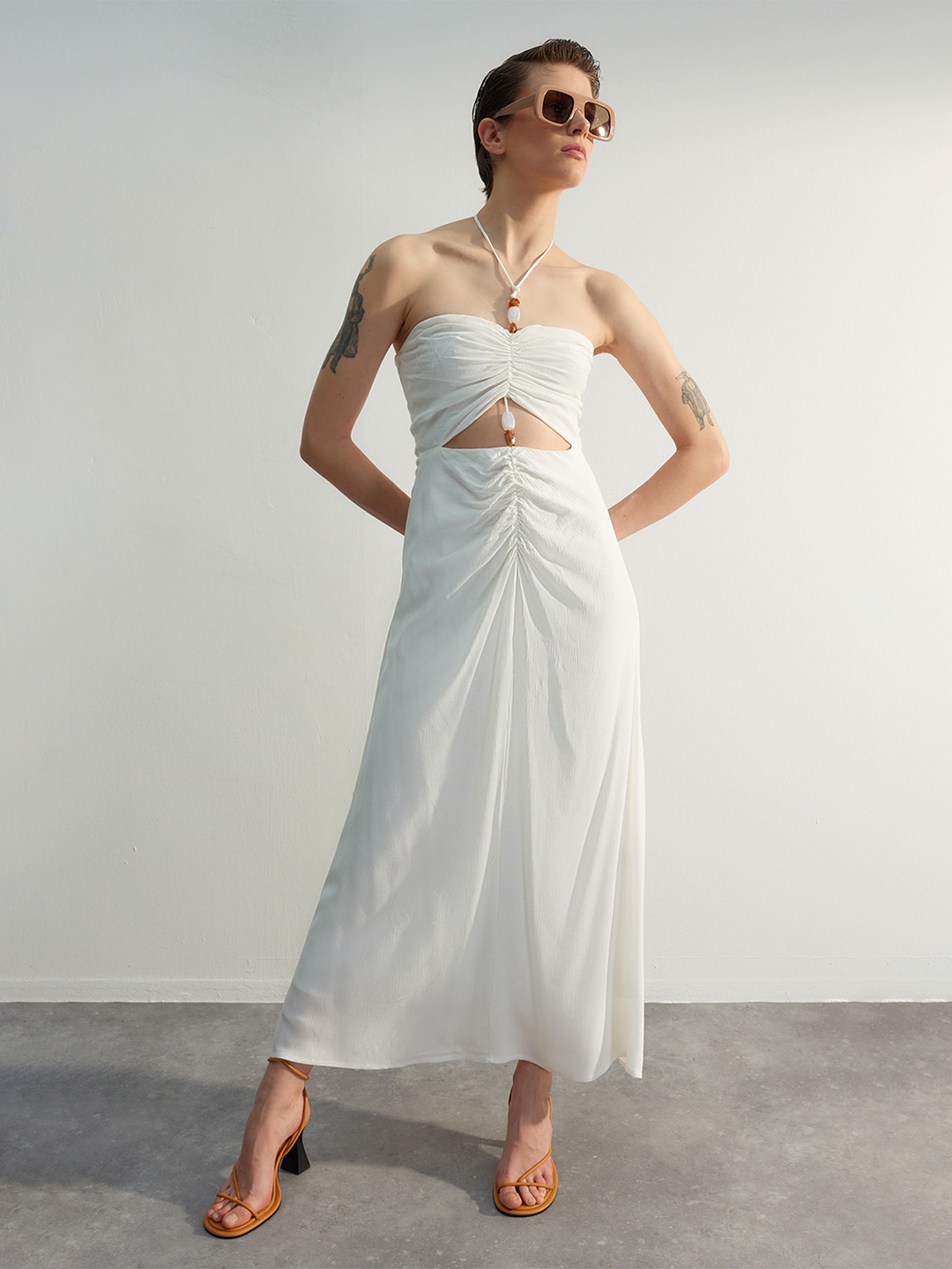 

Trendyol Strapless Maxi Dress, Na