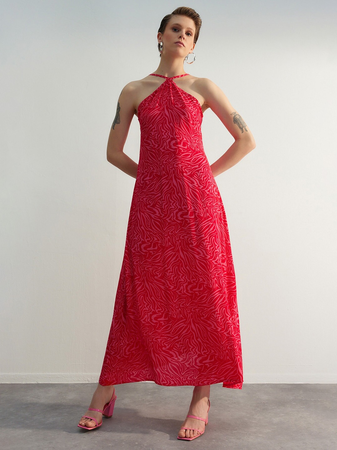 

Trendyol Abstract Printed Halter Neck Maxi Dress, Pink