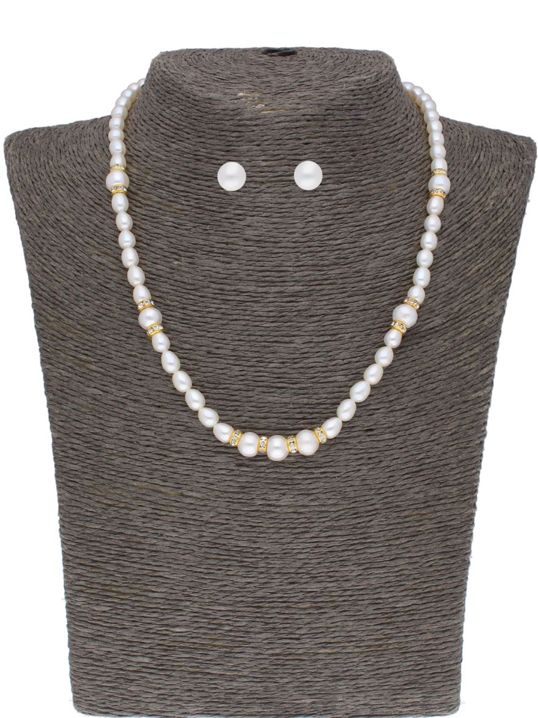 

Sri Jagdamba Pearls Dealer Gold-Plated Stone Studded & Beaded Jewellery Set