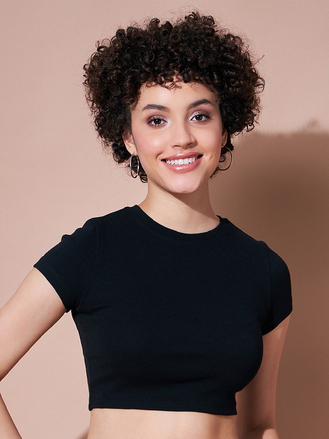 

SASSAFRAS BASICS Cotton Fitted Crop Top, Black