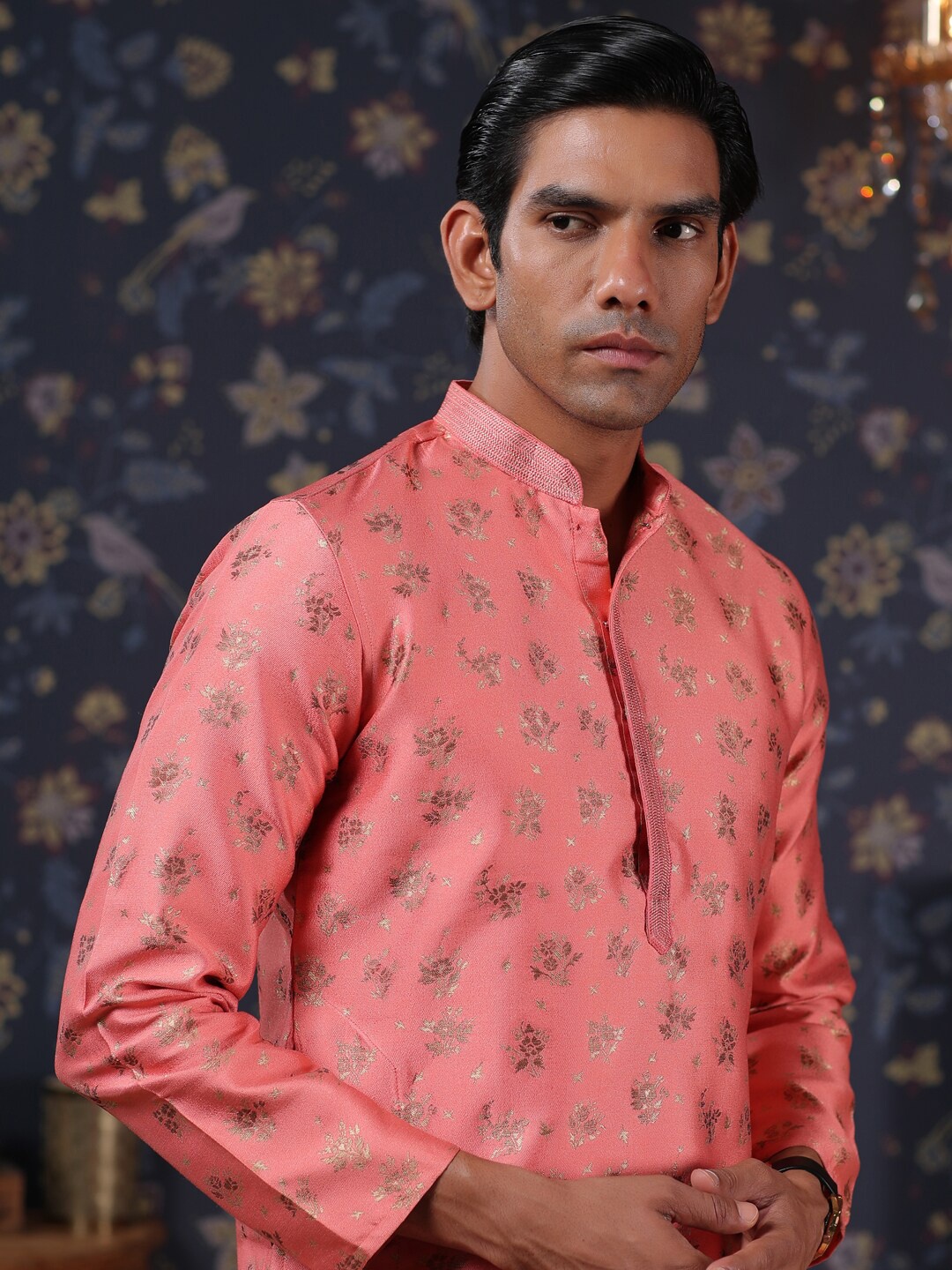 

House of Pataudi Floral Printed Kurta With Pyjama, Pink