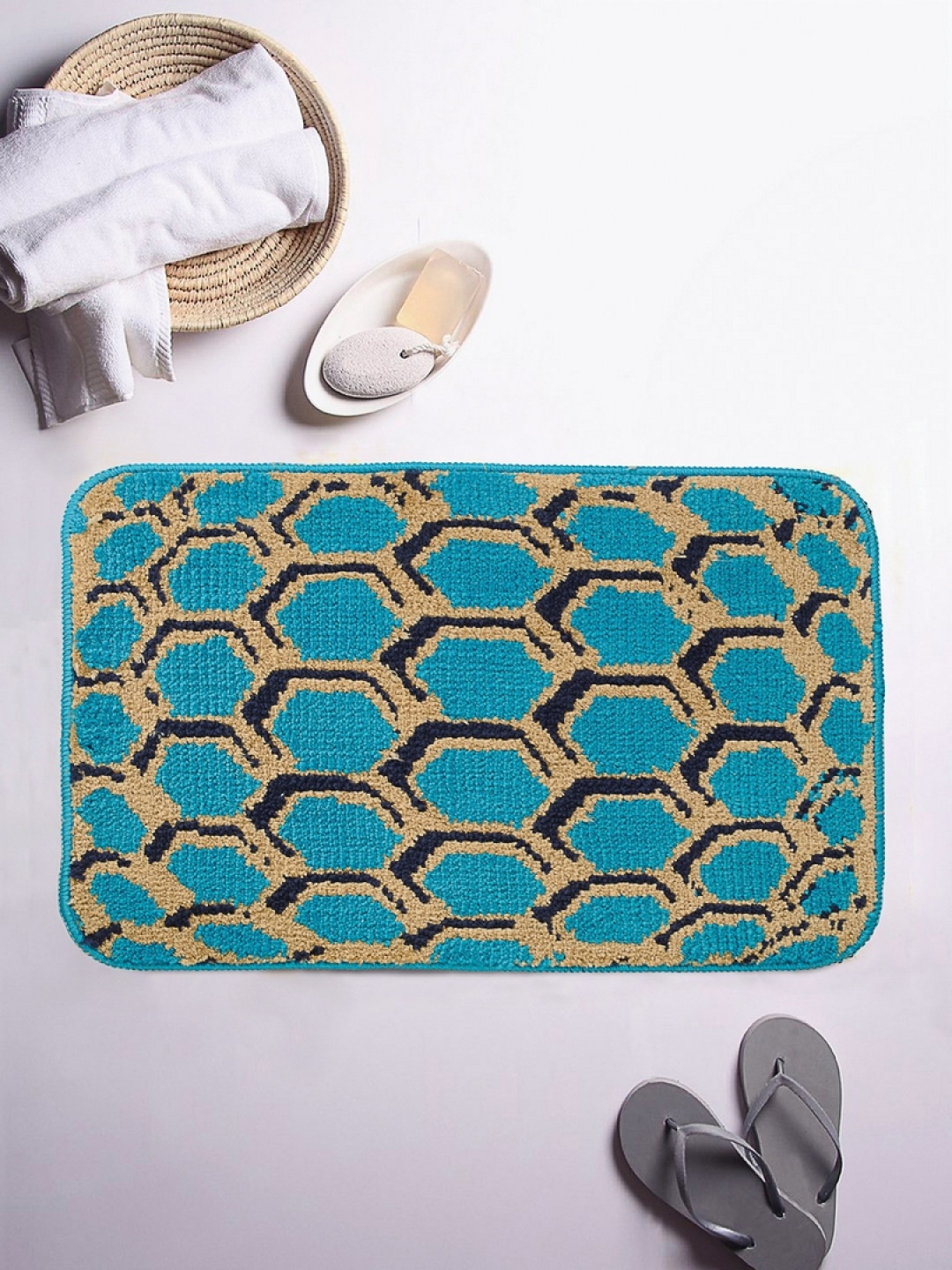 

ROMEE Turquoise Blue Self-Designed Rectangular Patterned Bath Rug