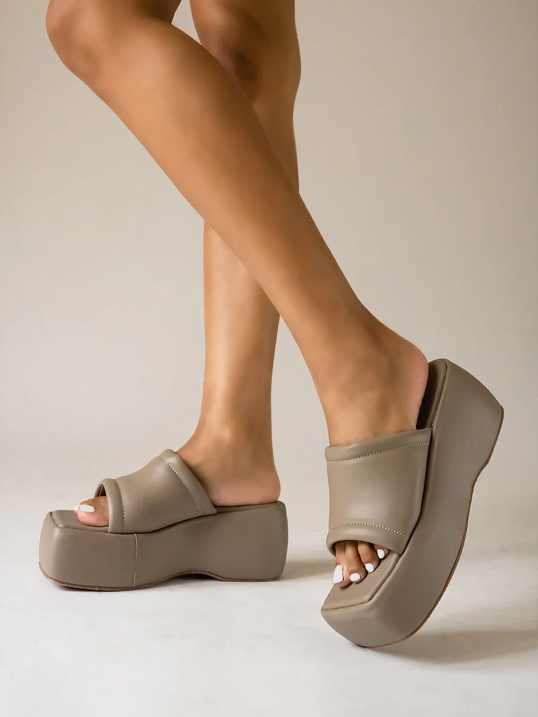 

HASTEN Open Toe Flatform Heels, Brown