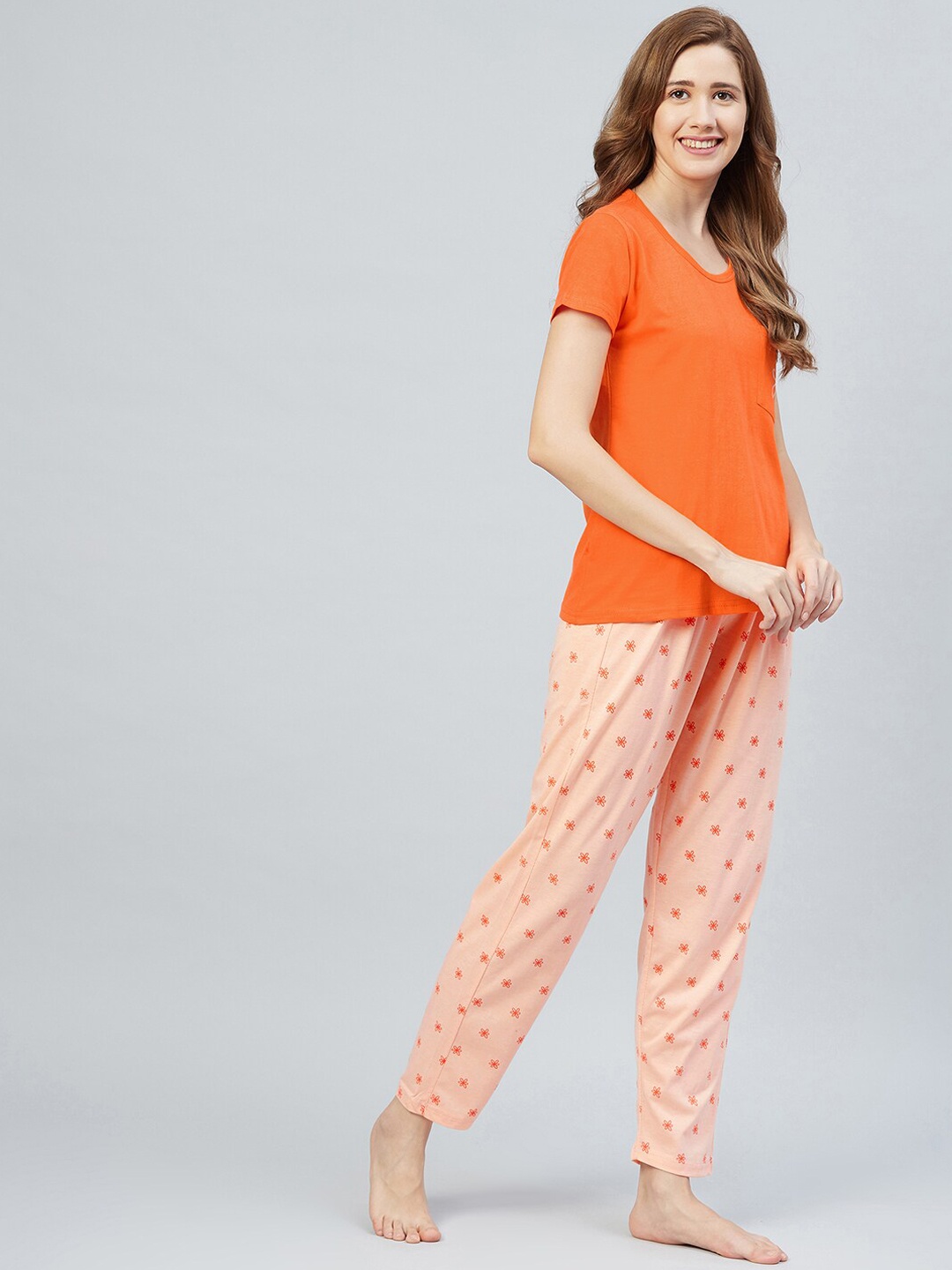 

The Snug Studio Floral Printed Pure Cotton Night Suit, Peach