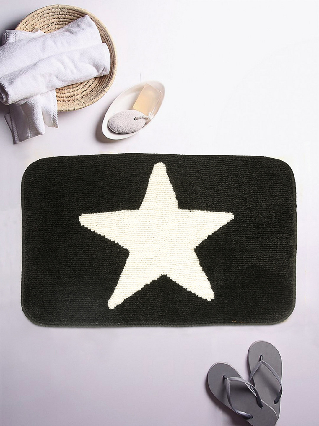 

ROMEE Black & White Patterned Rectnagular Printed Bath Rug