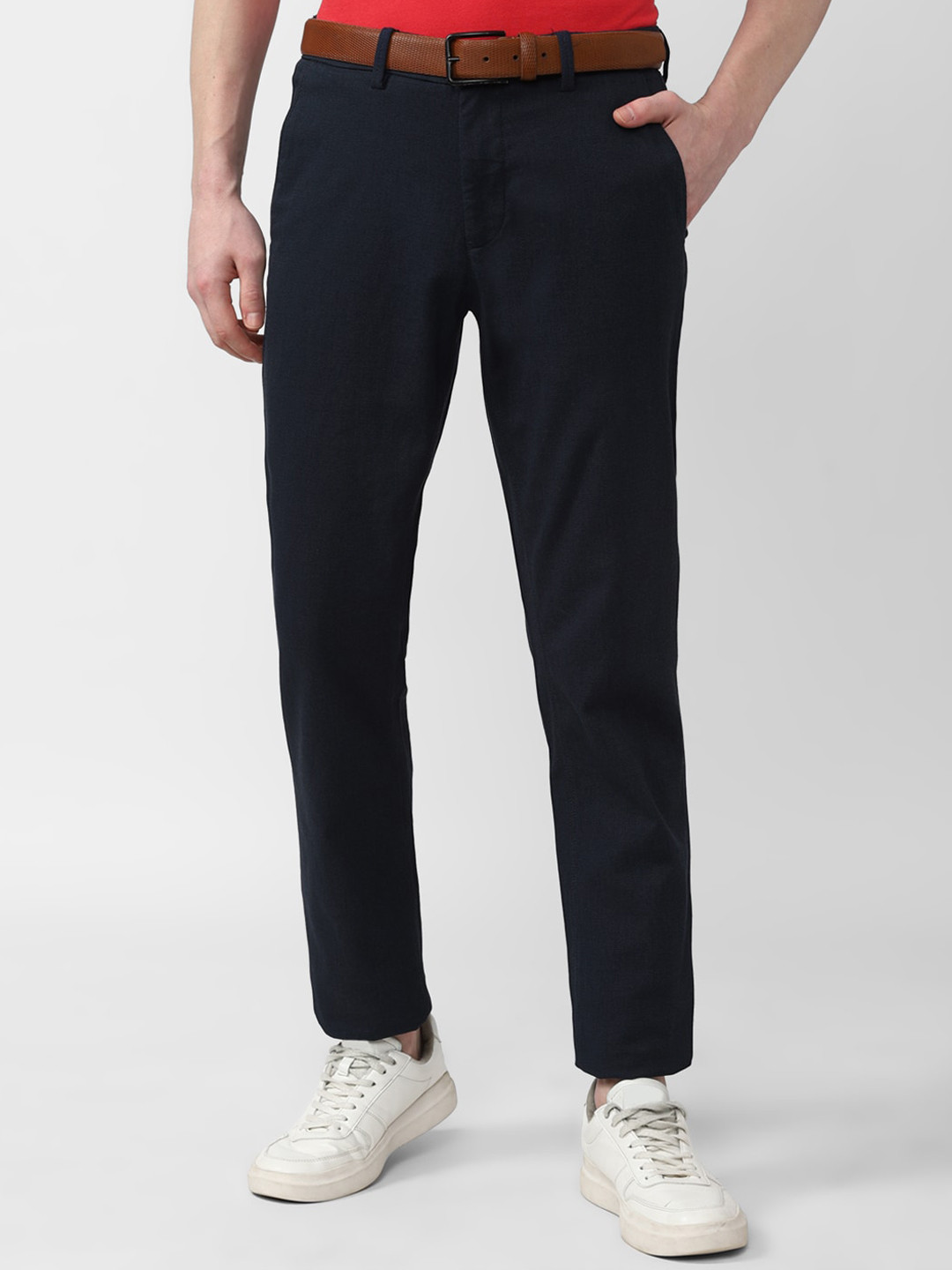 

Van Heusen Sport Men Mid-Rise Slim Fit Trousers, Navy blue