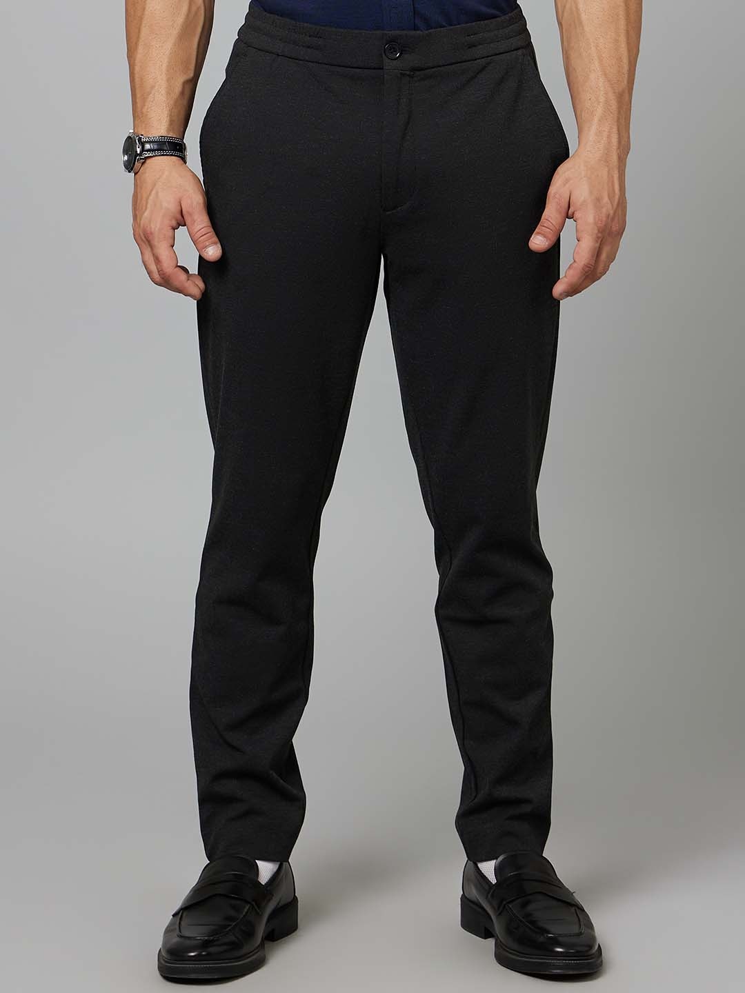 

Celio Men Mid Rise Plain Cotton Slim Fit Trousers, Black
