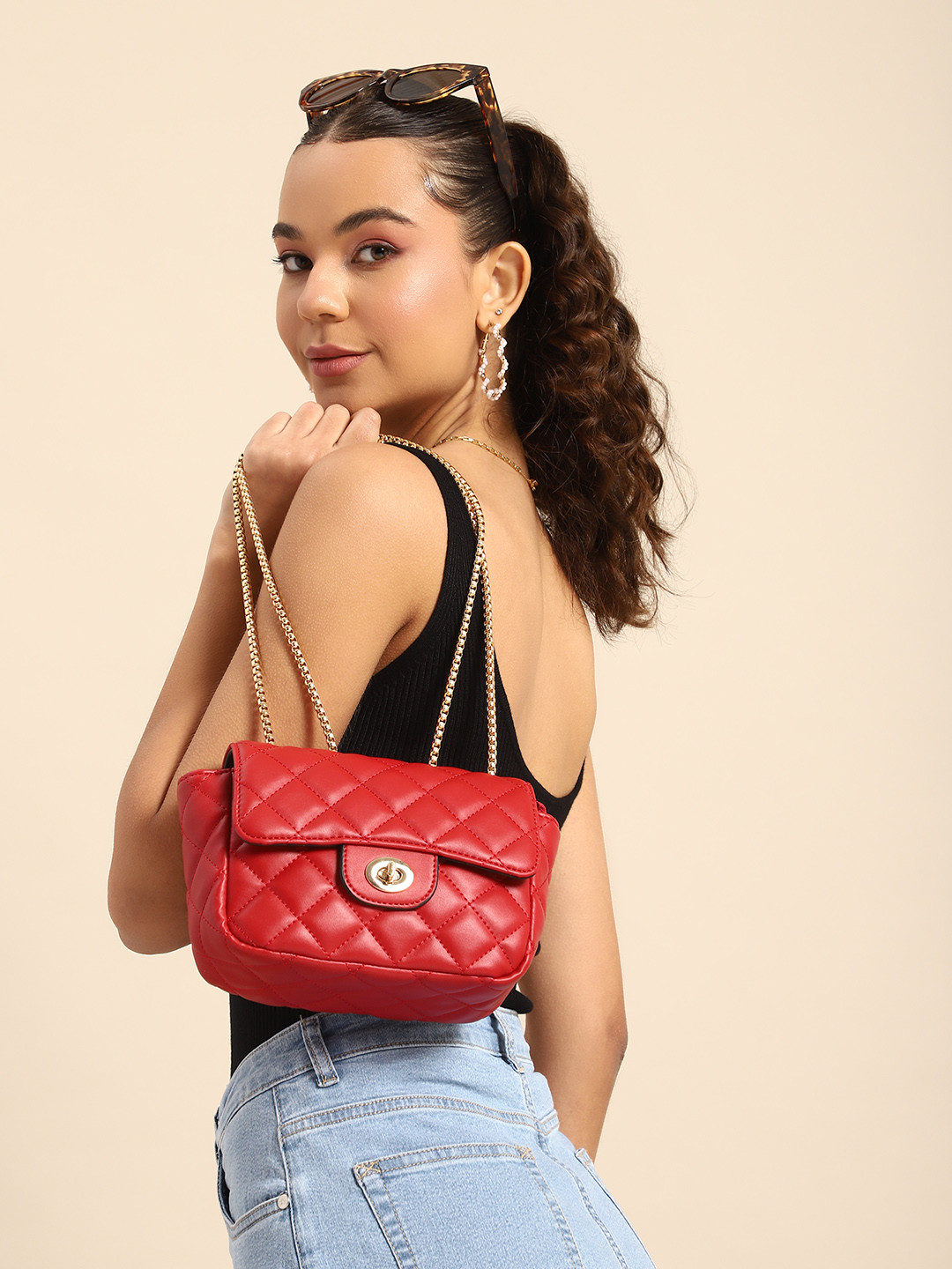 

DressBerry Solid Quilted Structured Mini Shoulder Bag, Red