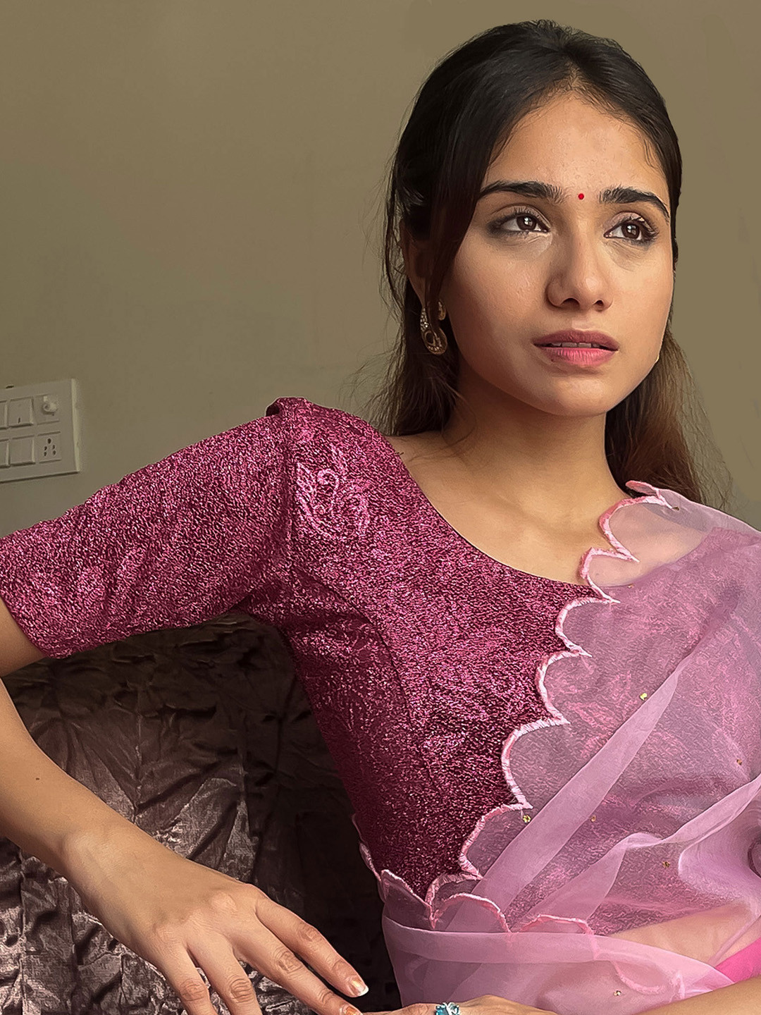 

Bindigasm's Advi Self-Design Stretchable Saree Blouse, Pink